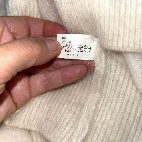 Big Star Womens Angora Sweater White Size Small Vintage Dolman Sleeve Pearls - Picture 11 of 16